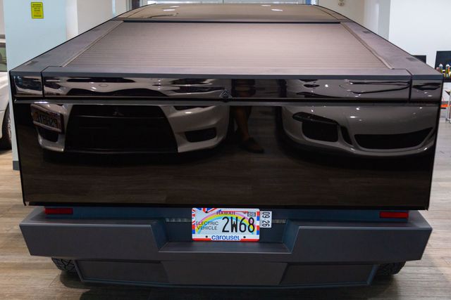 2024 Tesla Cybertruck Cyberbeast tri-motor