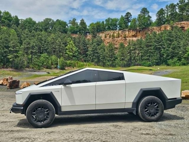 2024 Tesla Cybertruck Cyberbeast | North Little Rock, AR | EVolve Auto 2024 Tesla Cybertruck Cyberbeast | North Little Rock, AR | EVolve Auto