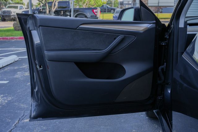 2024 Tesla Model Y Long Range / 3RD ROW 7 SEATER | Austin, TX | Rocky Mountain Truck Stop Austin 2024 Tesla Model Y Long Range / 3RD ROW 7 SEATER | Austin, TX | Rocky Mountain Truck Stop Austin