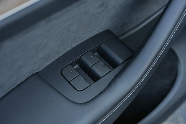 2024 Tesla Model Y Long Range / 3RD ROW 7 SEATER | Austin, TX | Rocky Mountain Truck Stop Austin