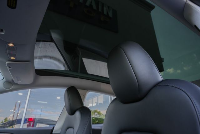 2024 Tesla Model Y Long Range / 3RD ROW 7 SEATER | Austin, TX | Rocky Mountain Truck Stop Austin 2024 Tesla Model Y Long Range / 3RD ROW 7 SEATER | Austin, TX | Rocky Mountain Truck Stop Austin