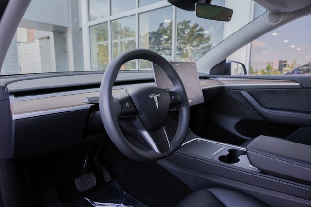 2024 Tesla Model Y Long Range / 3RD ROW 7 SEATER | Austin, TX | Rocky Mountain Truck Stop Austin 2024 Tesla Model Y Long Range / 3RD ROW 7 SEATER | Austin, TX | Rocky Mountain Truck Stop Austin