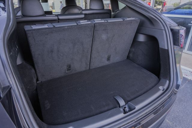 2024 Tesla Model Y Long Range / 3RD ROW 7 SEATER | Austin, TX | Rocky Mountain Truck Stop Austin 2024 Tesla Model Y Long Range / 3RD ROW 7 SEATER | Austin, TX | Rocky Mountain Truck Stop Austin