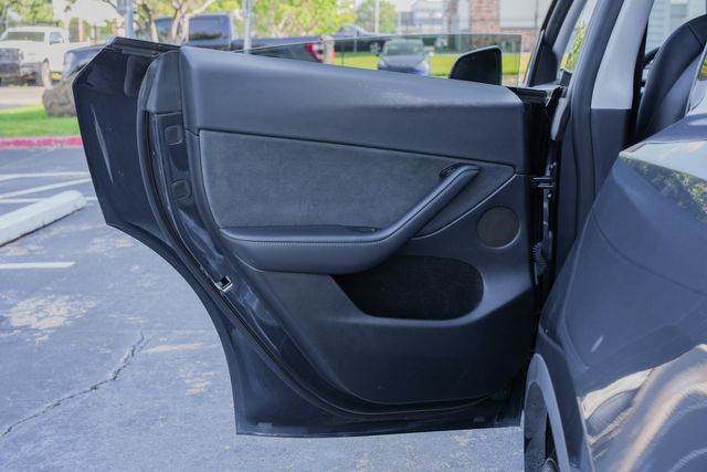 2024 Tesla Model Y Long Range / 3RD ROW 7 SEATER | Austin, TX | Rocky Mountain Truck Stop Austin 2024 Tesla Model Y Long Range / 3RD ROW 7 SEATER | Austin, TX | Rocky Mountain Truck Stop Austin