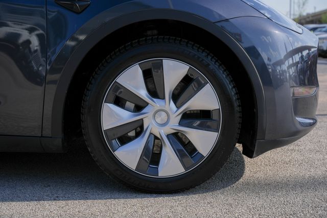 2024 Tesla Model Y Long Range / 3RD ROW 7 SEATER | Austin, TX | Rocky Mountain Truck Stop Austin 2024 Tesla Model Y Long Range / 3RD ROW 7 SEATER | Austin, TX | Rocky Mountain Truck Stop Austin