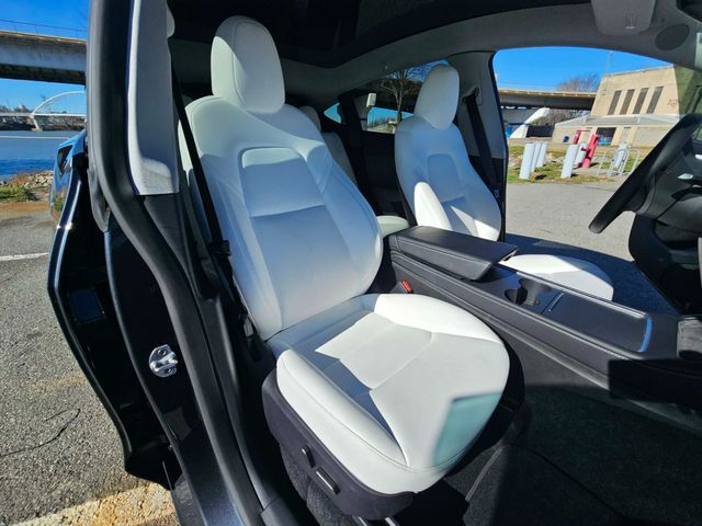 2024 Tesla Model Y Long Range | North Little Rock, AR | EVolve Auto 2024 Tesla Model Y Long Range | North Little Rock, AR | EVolve Auto