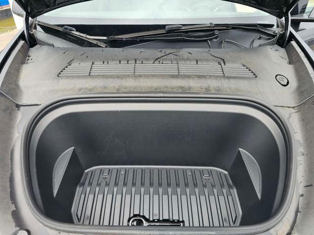 2024 Tesla Model Y Performance | North Little Rock, AR | EVolve Auto 2024 Tesla Model Y Performance | North Little Rock, AR | EVolve Auto