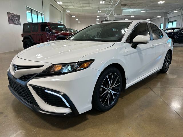 2024 Toyota Camry SE | Irving, Texas | Hopper Motorplex 2024 Toyota Camry SE | Irving, Texas | Hopper Motorplex