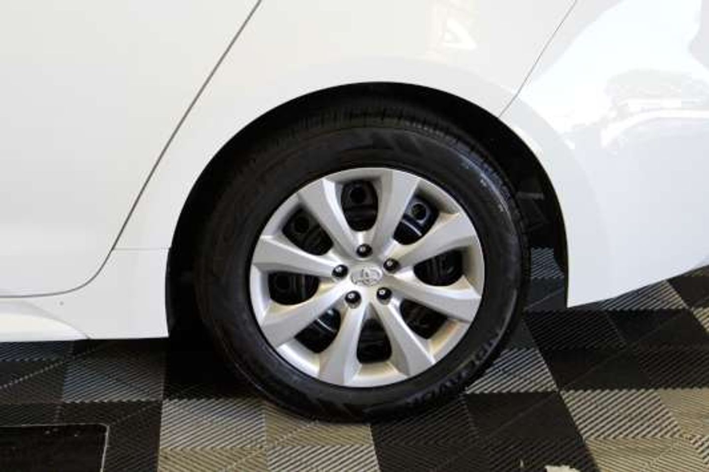 2024 Toyota Corolla LE [040] Ice Cap at Mossy Motors