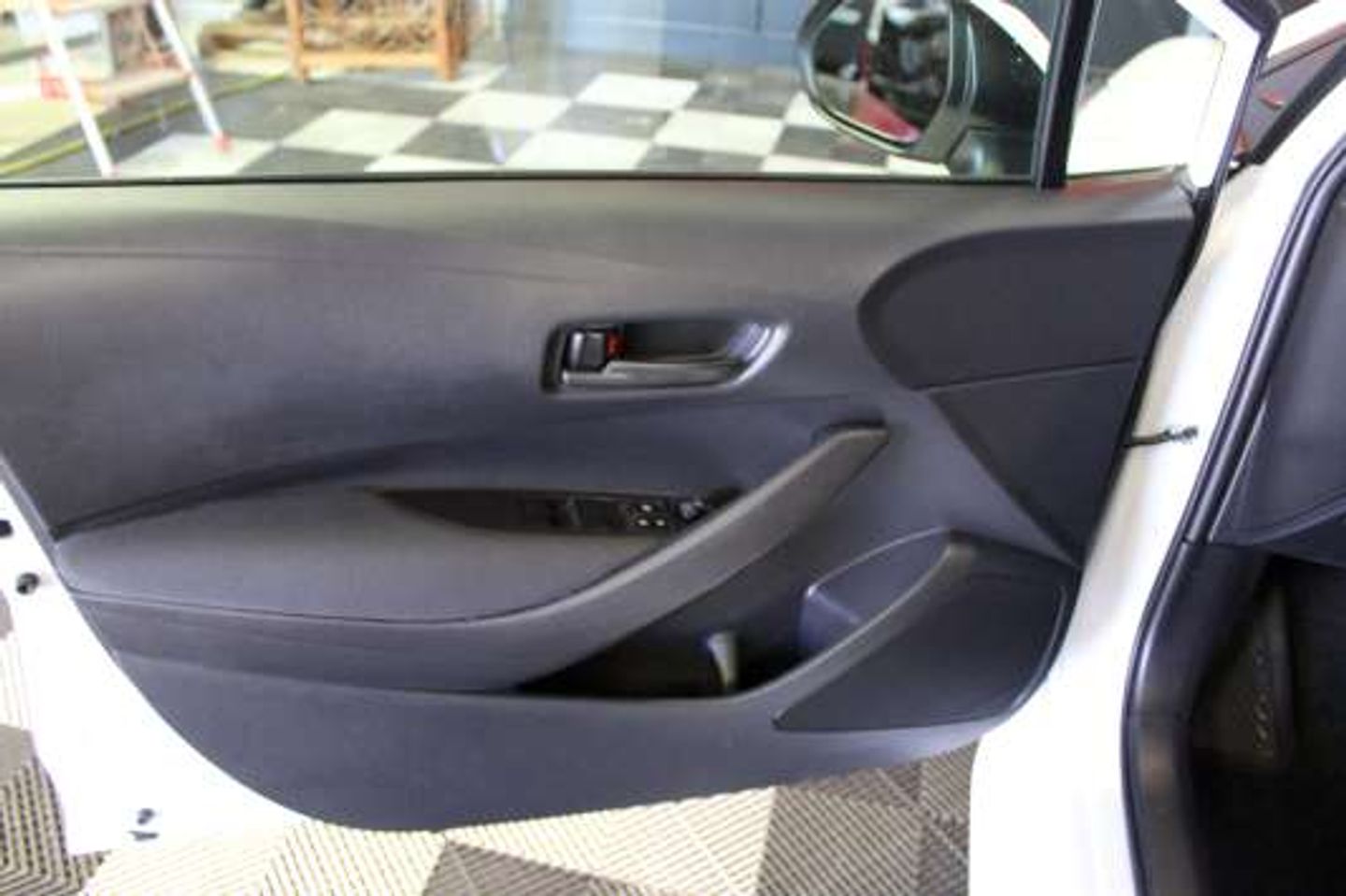 2024 Toyota Corolla LE [040] Ice Cap at Mossy Motors