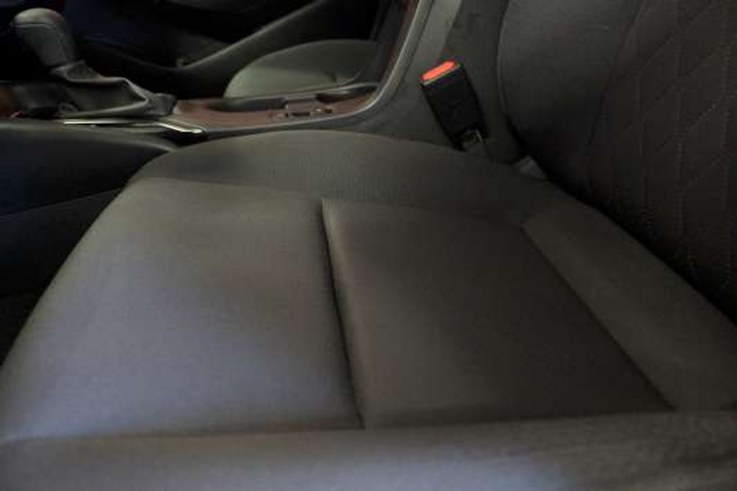 2024 Toyota Corolla LE [040] Ice Cap at Mossy Motors