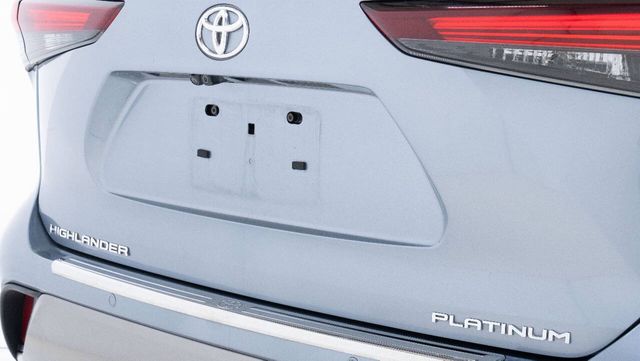 2024 Toyota Highlander Platinum 4dr SUV | Houston, TX | Houston Auto Credit