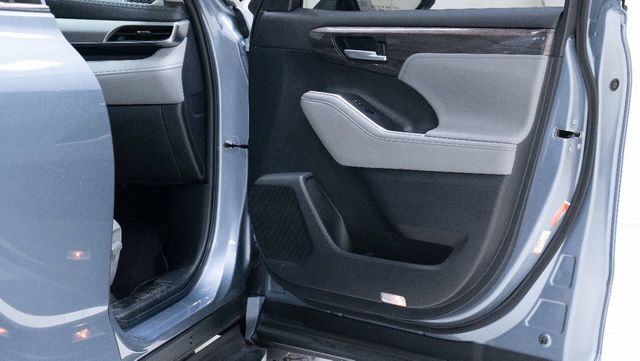 2024 Toyota Highlander Platinum 4dr SUV | Houston, TX | Houston Auto Credit 2024 Toyota Highlander Platinum 4dr SUV | Houston, TX | Houston Auto Credit