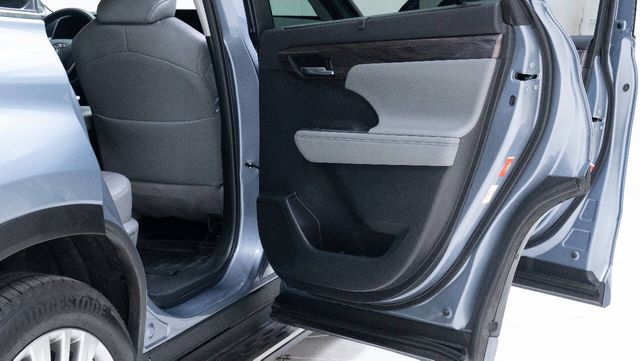 2024 Toyota Highlander Platinum 4dr SUV | Houston, TX | Houston Auto Credit 2024 Toyota Highlander Platinum 4dr SUV | Houston, TX | Houston Auto Credit