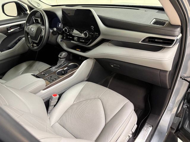 2024 Toyota Highlander Platinum 4dr SUV | Houston, TX | Houston Auto Credit