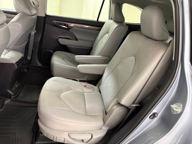 2024 Toyota Highlander Platinum 4dr SUV | Houston, TX | Houston Auto Credit 2024 Toyota Highlander Platinum 4dr SUV | Houston, TX | Houston Auto Credit