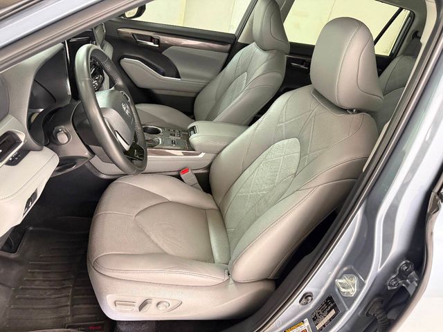 2024 Toyota Highlander Platinum 4dr SUV | Houston, TX | Houston Auto Credit 2024 Toyota Highlander Platinum 4dr SUV | Houston, TX | Houston Auto Credit