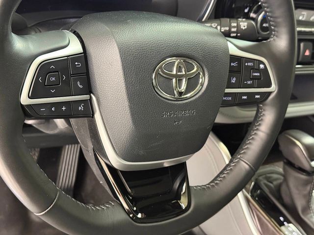2024 Toyota Highlander Platinum 4dr SUV | Houston, TX | Houston Auto Credit 2024 Toyota Highlander Platinum 4dr SUV | Houston, TX | Houston Auto Credit