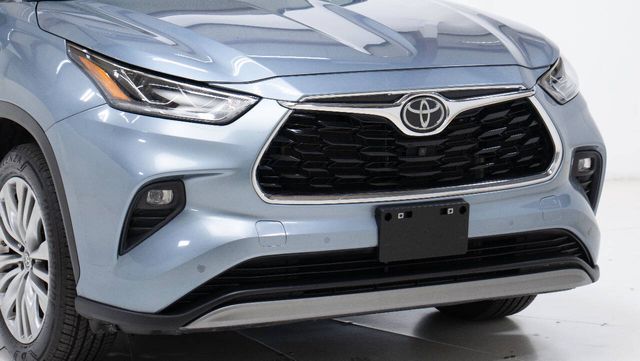 2024 Toyota Highlander Platinum 4dr SUV | Houston, TX | Houston Auto Credit