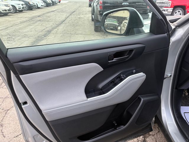 2024 Toyota Highlander LE | Ontario, OH | New Haven Auto Sales 2024 Toyota Highlander LE | Ontario, OH | New Haven Auto Sales