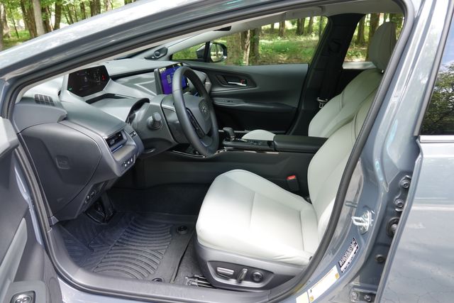 2024 Toyota Prius Limited | Loganville, Georgia | Executive Auto 2024 Toyota Prius Limited | Loganville, Georgia | Executive Auto