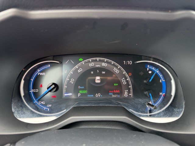 2024 Toyota RAV4 Hybrid SE