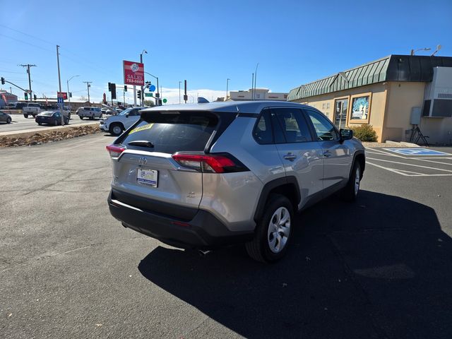 2024 Toyota RAV4 LE 2024 Toyota RAV4 LE