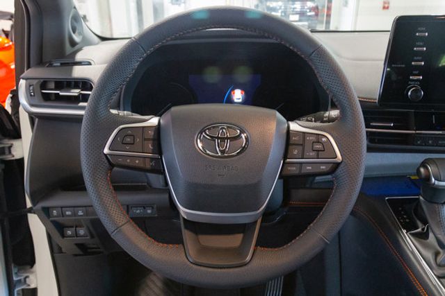 2024 Toyota Sienna XSE Premium 3rd row