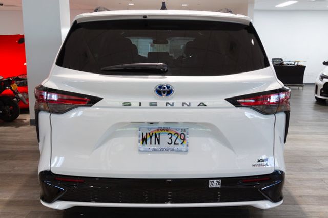 2024 Toyota Sienna XSE Premium 3rd row