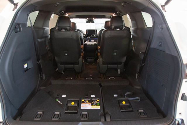 2024 Toyota Sienna XSE Premium 3rd row