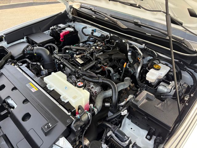 2024 Toyota Tacoma SR 2024 Toyota Tacoma SR