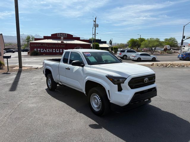 2024 Toyota Tacoma SR 2024 Toyota Tacoma SR