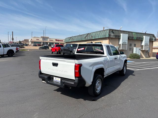 2024 Toyota Tacoma SR 2024 Toyota Tacoma SR