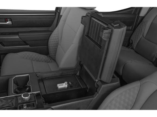 2024 Toyota Tundra Crew Cab w/leather SR5
