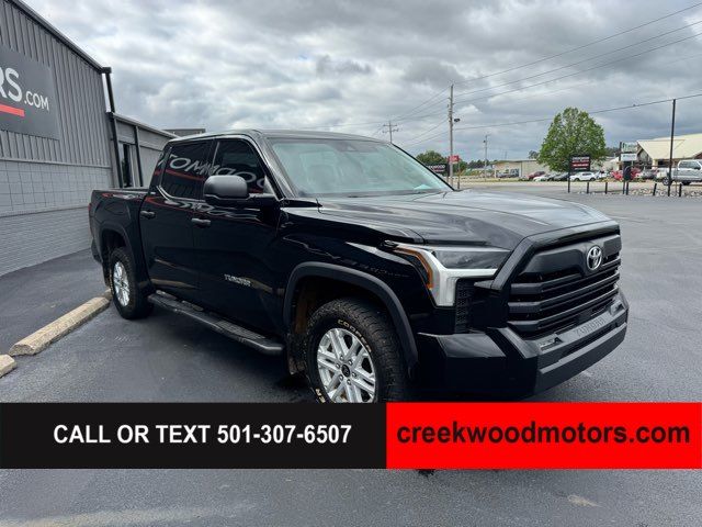 2024 Toyota Tundra SR5 Crew Max 4x4 Twin Turbo Financing Black CLEAN 2024 Toyota Tundra SR5 Crew Max 4x4 Twin Turbo Financing Black CLEAN