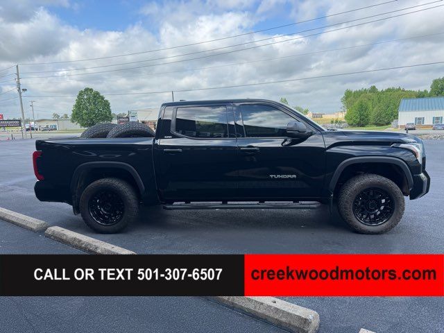 2024 Toyota Tundra SR5 Crew Max 4x4 Financing Black 20s LEVELED Nice