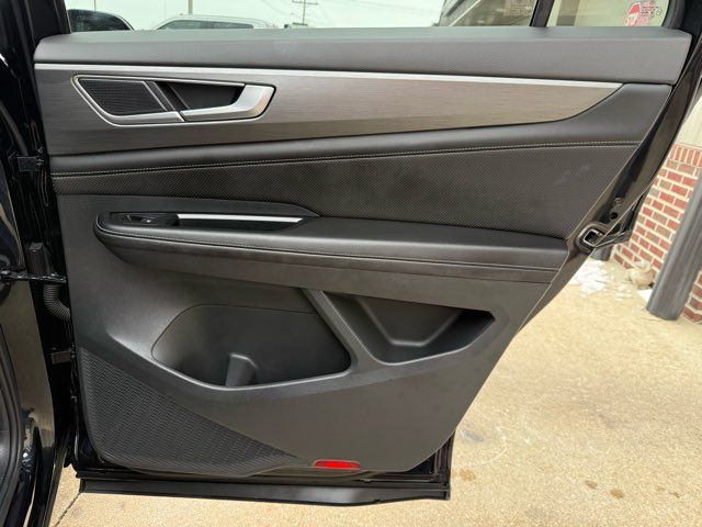 2024 Volkswagen Atlas Cross Sport SE 4Motion | Gifford, IL | Trav's Automotive 2024 Volkswagen Atlas Cross Sport SE 4Motion | Gifford, IL | Trav's Automotive