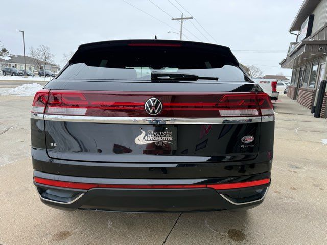 2024 Volkswagen Atlas Cross Sport SE 4Motion | Gifford, IL | Trav's Automotive