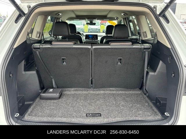 2024 Volkswagen Atlas Peak Edition SE 4Motion
