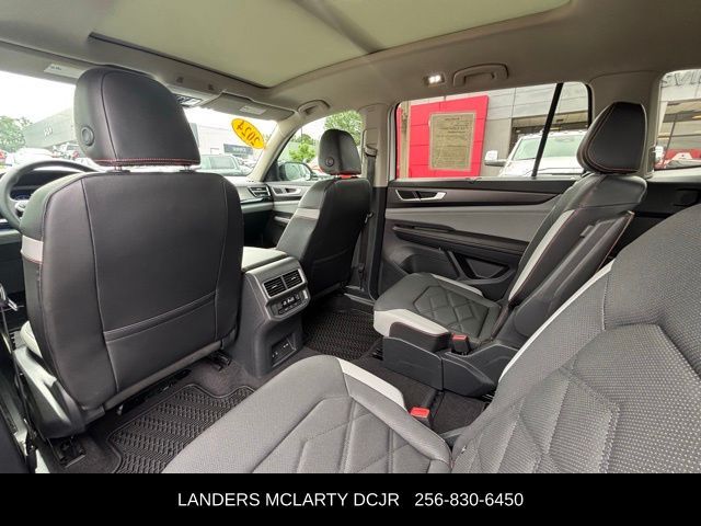 2024 Volkswagen Atlas Peak Edition SE 4Motion