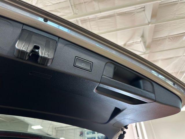 2024 Volkswagen Atlas 2.0T SE w/Technology | Irving, Texas | Hopper Motorplex 2024 Volkswagen Atlas 2.0T SE w/Technology | Irving, Texas | Hopper Motorplex