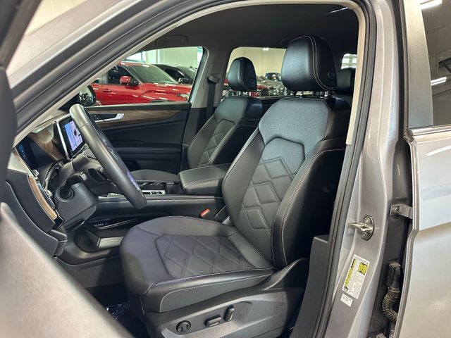 2024 Volkswagen Atlas SE