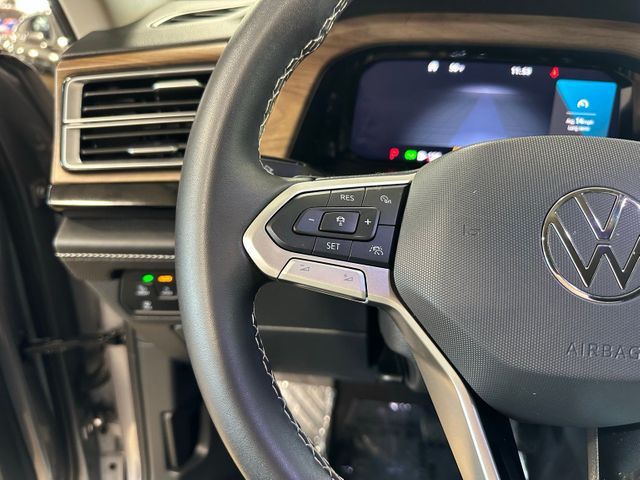 2024 Volkswagen Atlas SE