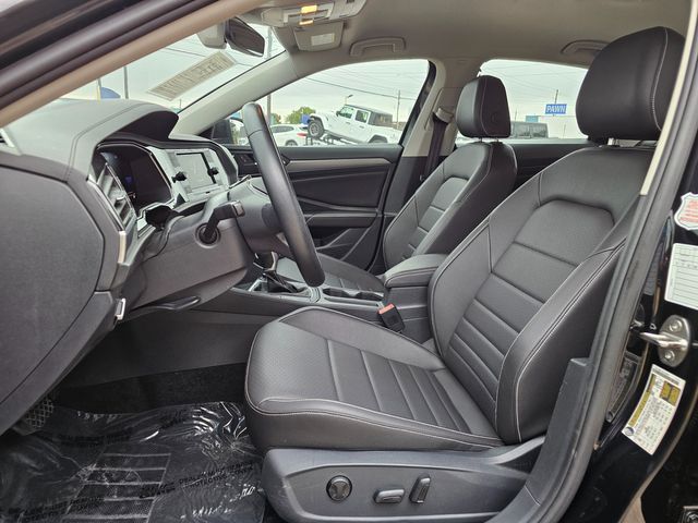 2024 Volkswagen Jetta SE | Brownsville TX | English Motors 2024 Volkswagen Jetta SE | Brownsville TX | English Motors