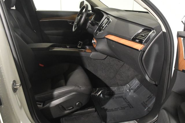 2024 Volvo XC90 B5 Plus Bright Theme | Branford, CT | Sound Auto Wholesalers 2024 Volvo XC90 B5 Plus Bright Theme | Branford, CT | Sound Auto Wholesalers