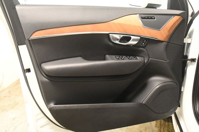 2024 Volvo XC90 B5 Plus Bright Theme | Branford, CT | Sound Auto Wholesalers