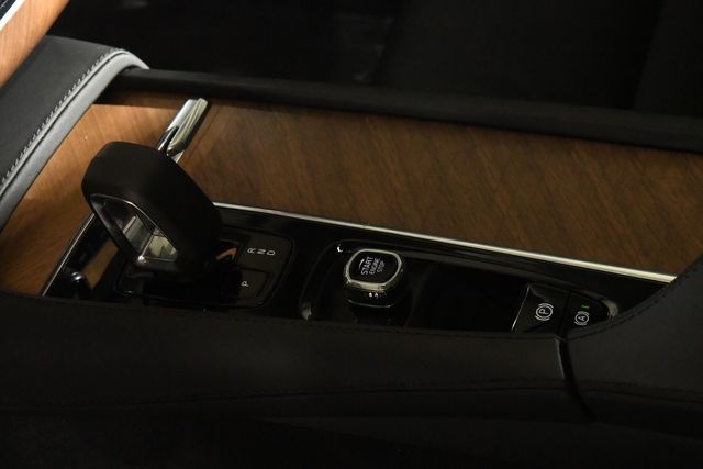 2024 Volvo XC90 B5 Plus Bright Theme | Branford, CT | Sound Auto Wholesalers 2024 Volvo XC90 B5 Plus Bright Theme | Branford, CT | Sound Auto Wholesalers