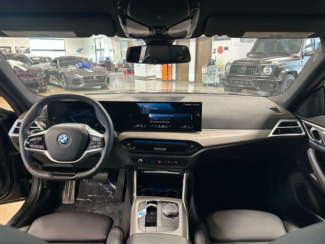 2025 BMW i4 xDrive40 | Irving, Texas | Hopper Motorplex 2025 BMW i4 xDrive40 | Irving, Texas | Hopper Motorplex