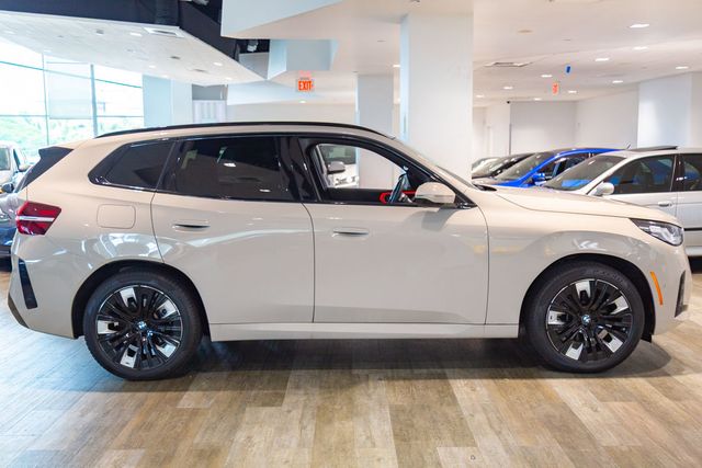 2025 BMW X3 30 xDrive M Sport Package Convenience Package