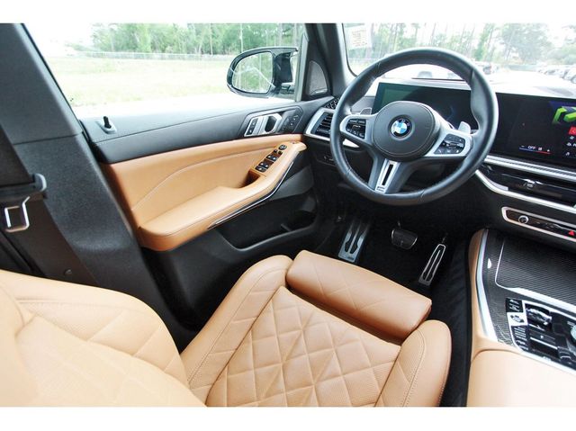 2025 BMW X5 M60i